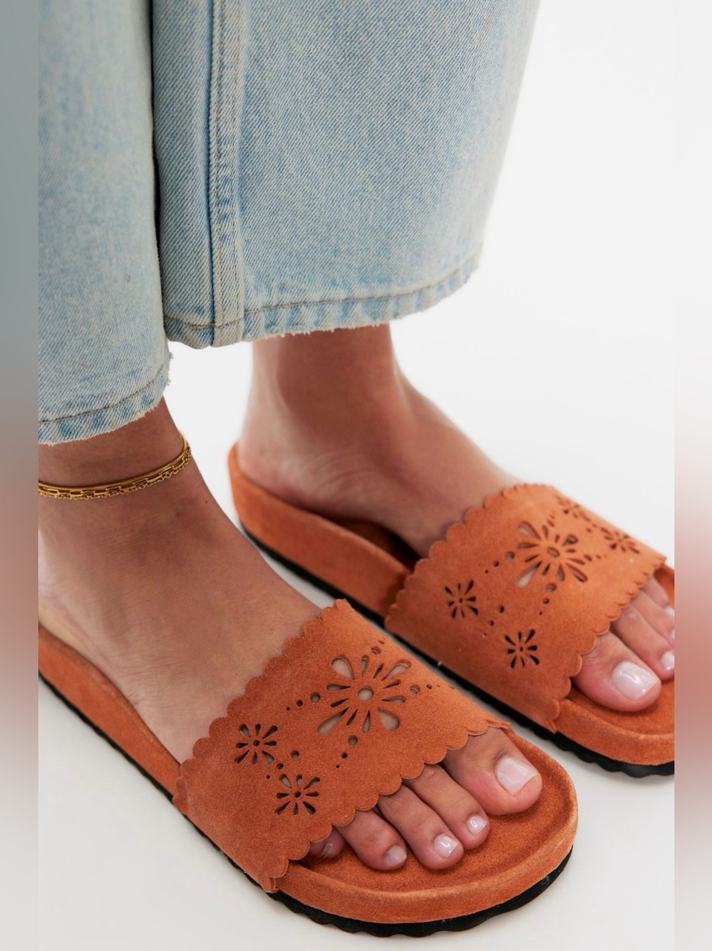 New Free People Shore Cut Out Footbed Sandals in Terracota Size 11 Suede